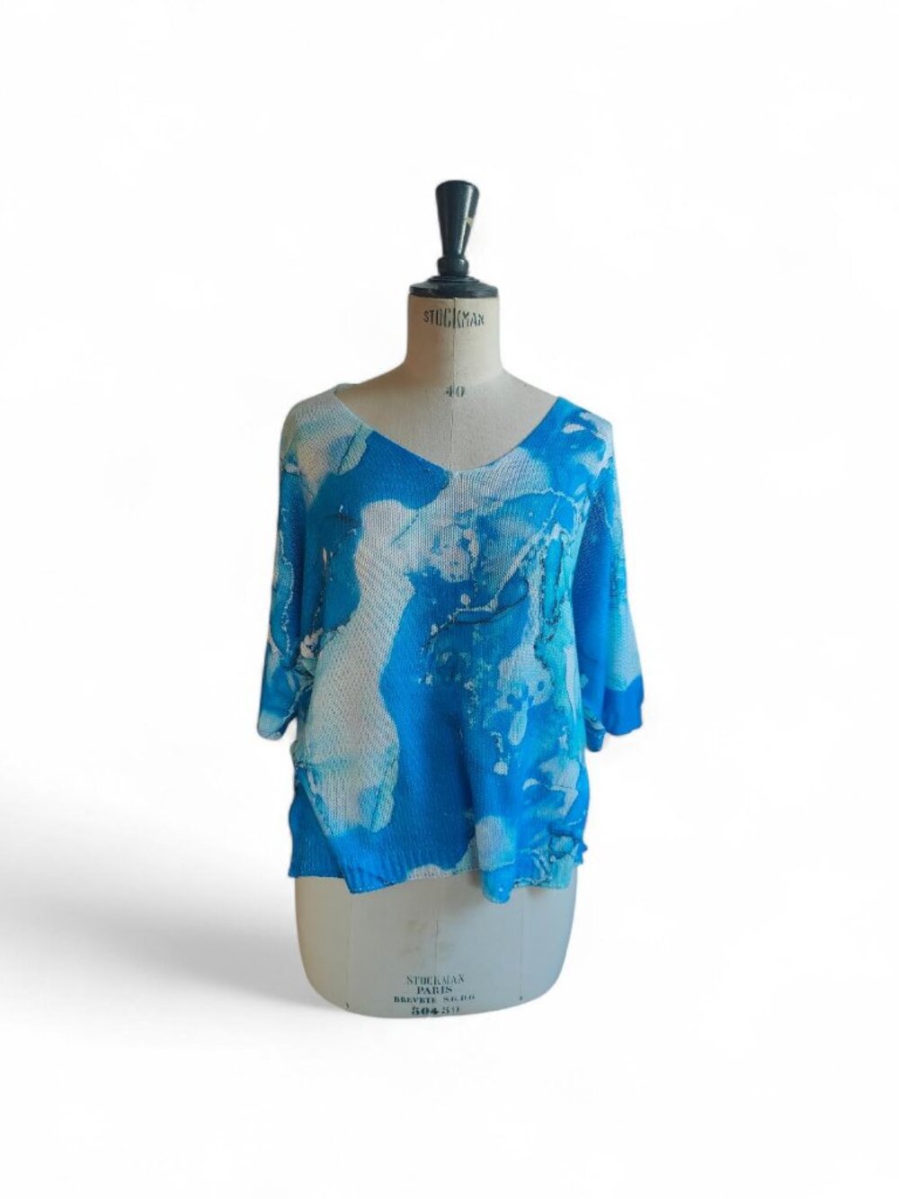 BLUE LINEN BLEND OVERSIZE WATER COLORED SWEATER